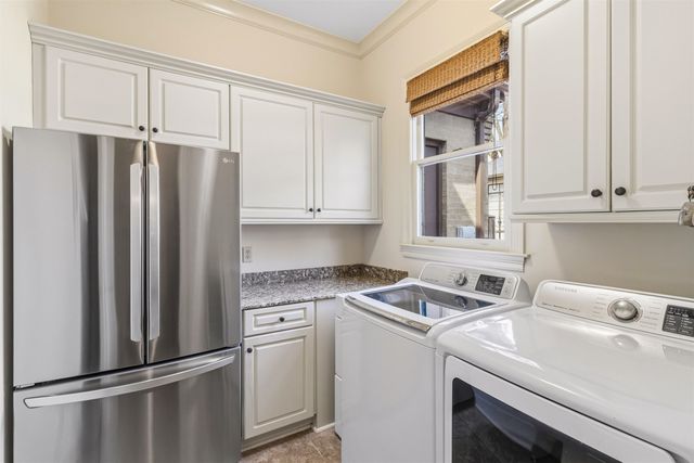 274 EASTLAND DR, Memphis, TN 38111