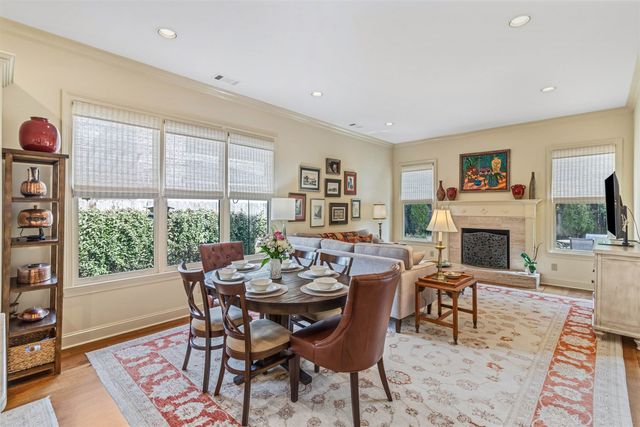 274 EASTLAND DR, Memphis, TN 38111