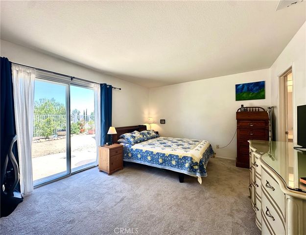 13366 Knollwood Drive, Corona, CA 92883
