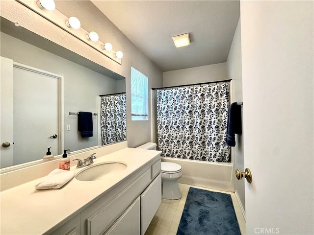 13366 Knollwood Drive, Corona, CA 92883