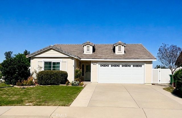 13366 Knollwood Drive, Corona, CA 92883
