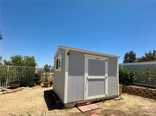 13366 Knollwood Drive, Corona, CA 92883