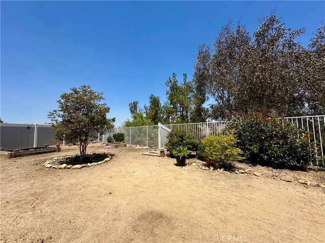 13366 Knollwood Drive, Corona, CA 92883