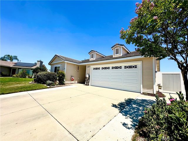 13366 Knollwood Drive, Corona, CA 92883