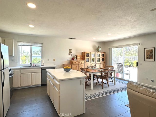 13366 Knollwood Drive, Corona, CA 92883