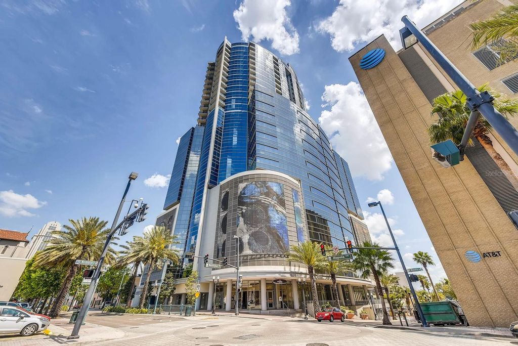 111-4 WASHINGTON STREET, Orlando, FL 32801