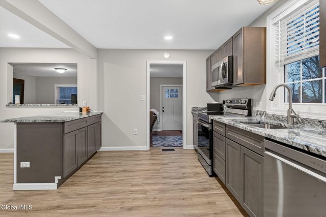 3 Anderson Road, Moreau, NY 12803