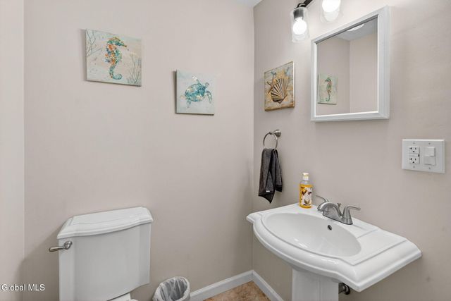 3 Anderson Road, Moreau, NY 12803