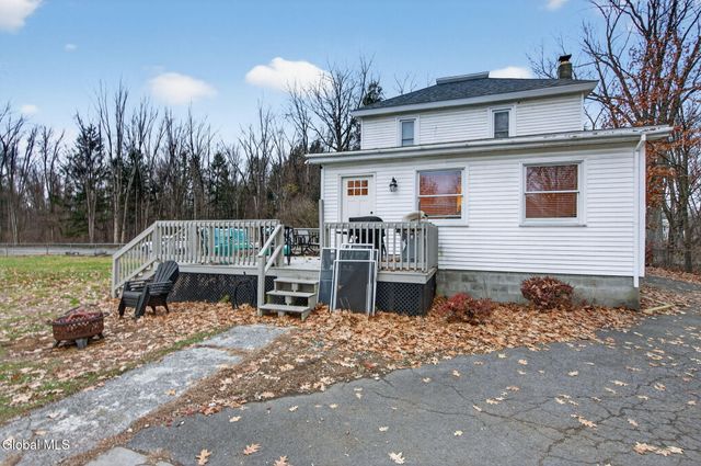 3 Anderson Road, Moreau, NY 12803