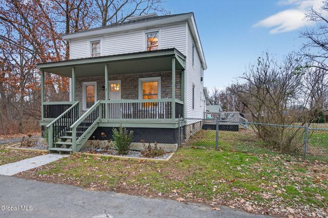 3 Anderson Road, Moreau, NY 12803