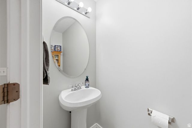 1644 W MADISON RIDGE LN, Riverton, UT 84065