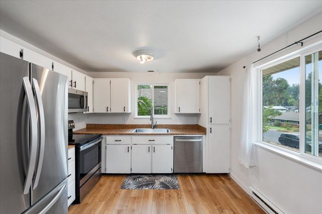 2011 E 11th Ave, Spokane, WA 99202