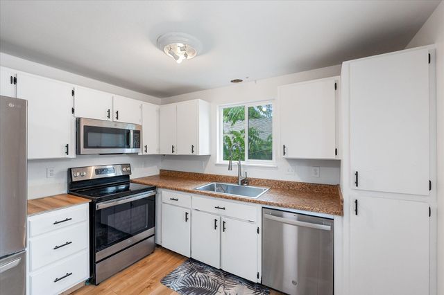 2011 E 11th Ave, Spokane, WA 99202