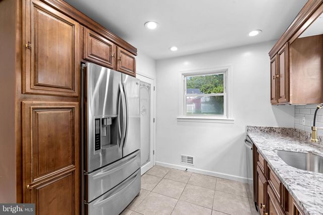 5522 BOSWORTH AVE, Baltimore, MD 21207