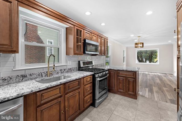 5522 BOSWORTH AVE, Baltimore, MD 21207