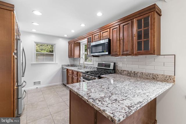 5522 BOSWORTH AVE, Baltimore, MD 21207