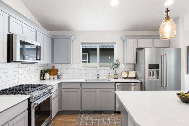 15100 N Fishing Creek Ave, Nampa, ID 83651