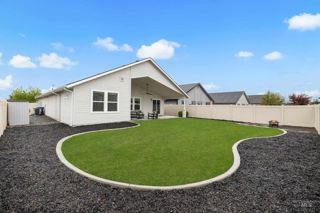 15100 N Fishing Creek Ave, Nampa, ID 83651