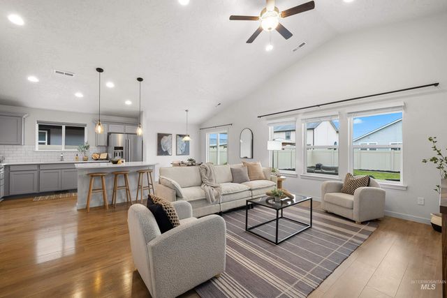 15100 N Fishing Creek Ave, Nampa, ID 83651