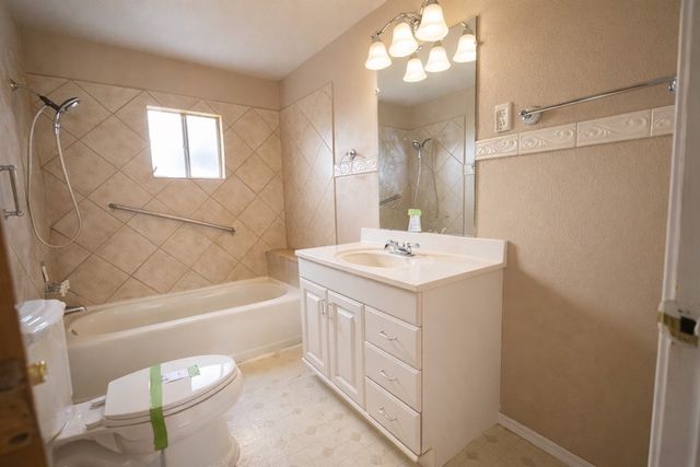 2937 Calle Vera Cruz, Santa Fe, NM 87507