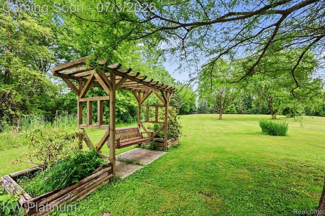 37433 26 Mile Road, Lenox Township, MI 48048