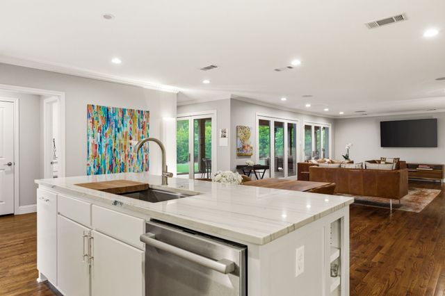 6015 Boca Raton Drive, Dallas, TX 75230