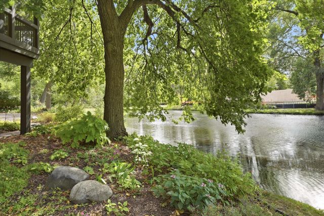 101 Ardmore Drive, Golden Valley, MN 55422