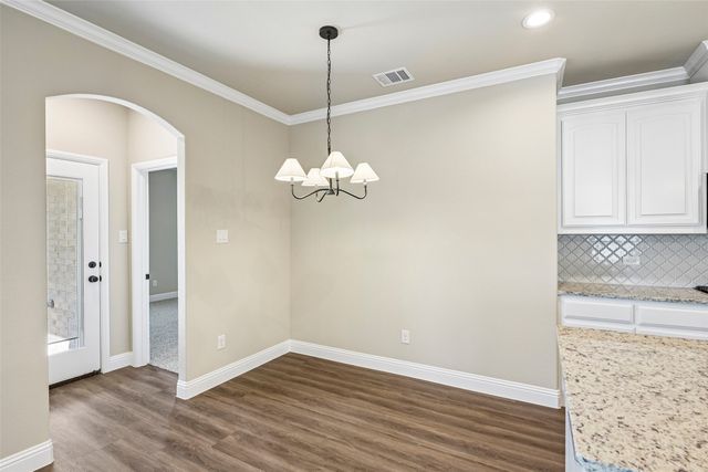 1045 Nighthawk Trail, Alvarado, TX 76009