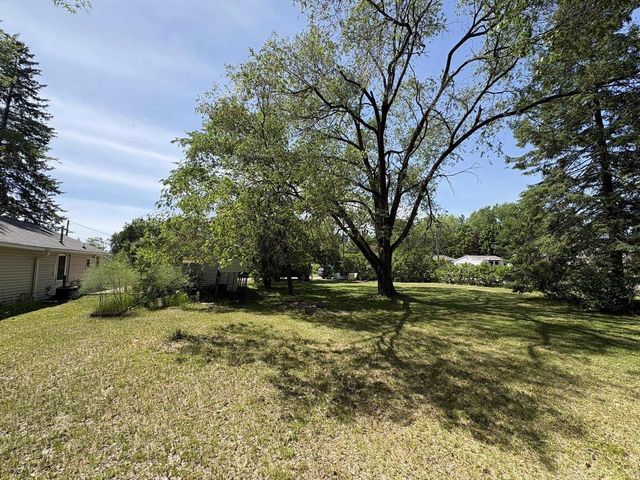 2511 CLIFF STREET, Wisconsin Rapids, WI 54494