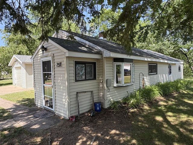 2511 CLIFF STREET, Wisconsin Rapids, WI 54494