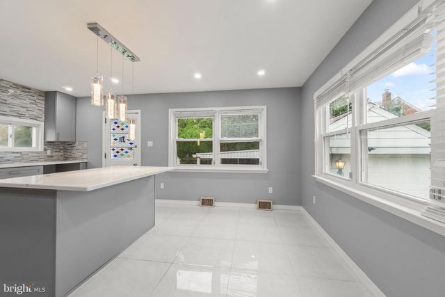 11405 GIFFORD AVE, Philadelphia, PA 19116