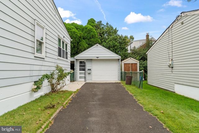11405 GIFFORD AVE, Philadelphia, PA 19116