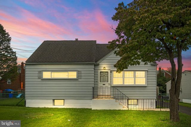 11405 GIFFORD AVE, Philadelphia, PA 19116