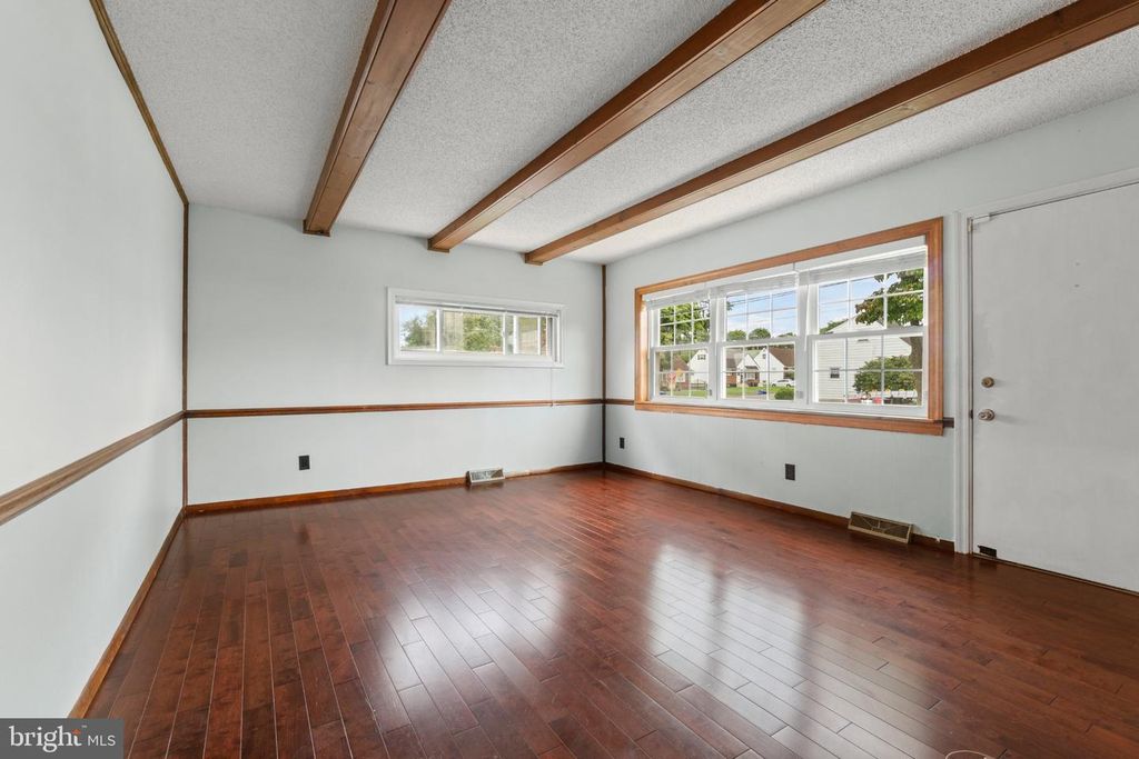 11405 GIFFORD AVE, PHILADELPHIA, PA 19116 — photo 3