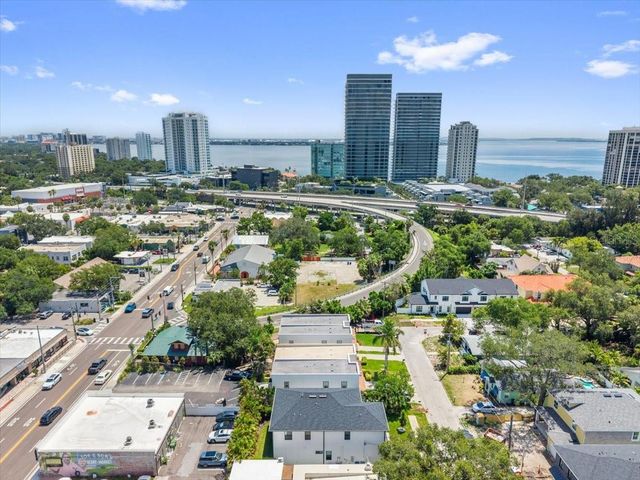 3203 W SANTIAGO STREET B, Tampa, FL 33629