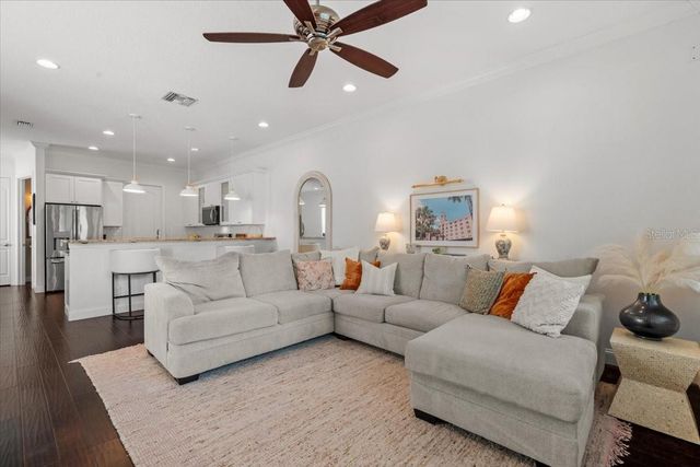 3203 W SANTIAGO STREET B, Tampa, FL 33629