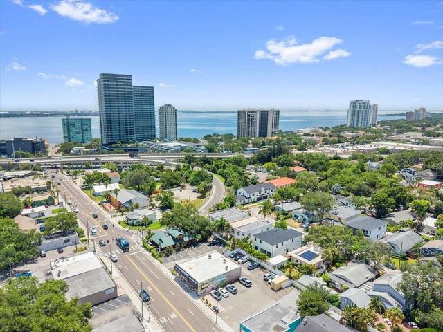 3203 W SANTIAGO STREET B, Tampa, FL 33629