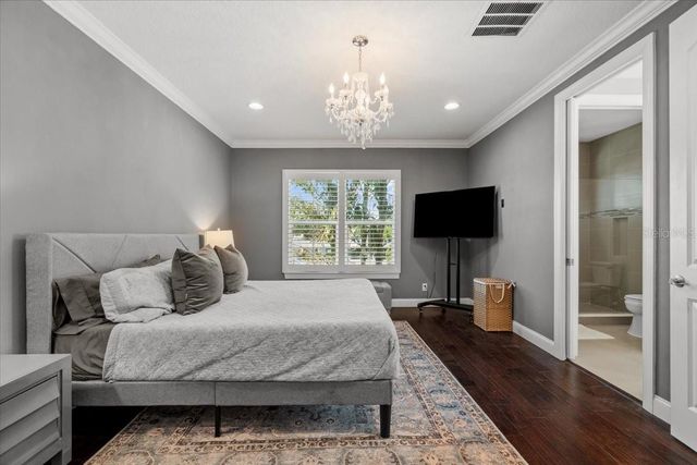 3203 W SANTIAGO STREET B, Tampa, FL 33629