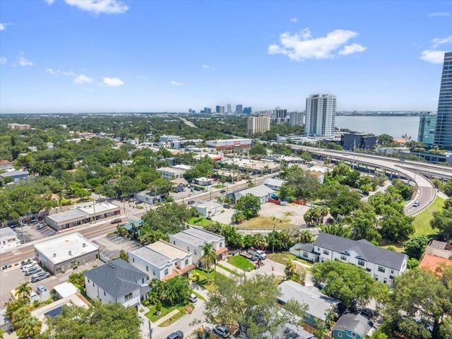 3203 W SANTIAGO STREET B, Tampa, FL 33629