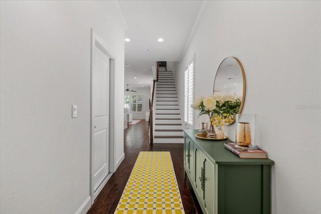 3203 W SANTIAGO STREET B, Tampa, FL 33629