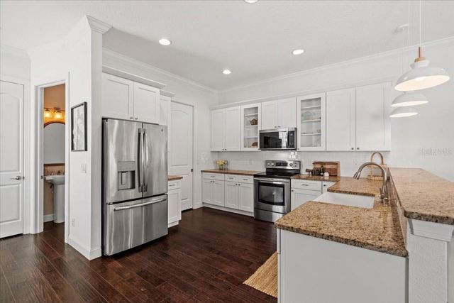 3203 W SANTIAGO STREET B, Tampa, FL 33629