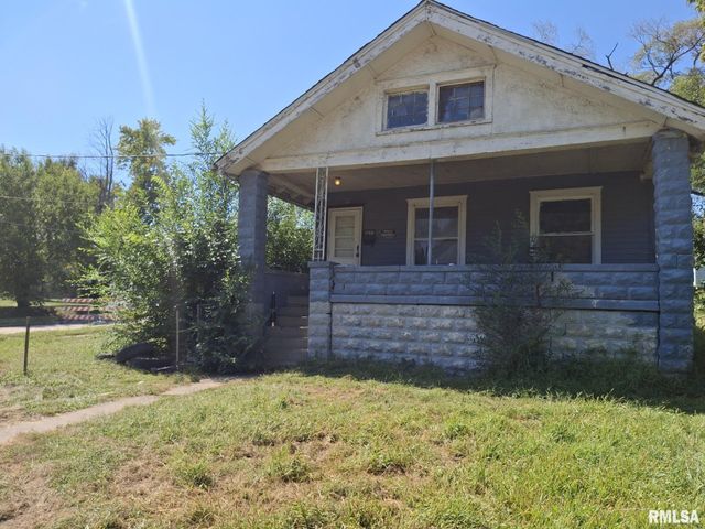 1415-1417 S GREENLAWN Avenue, Peoria, IL 61605