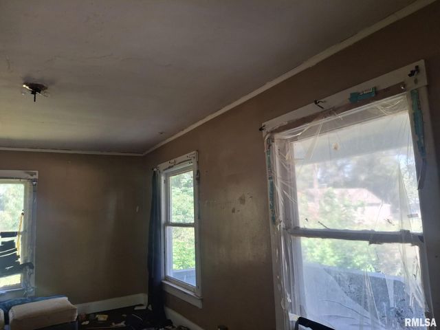 1415-1417 S GREENLAWN Avenue, Peoria, IL 61605