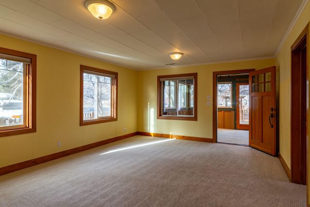 205 E Washington Avenue, Sisters, OR 97759
