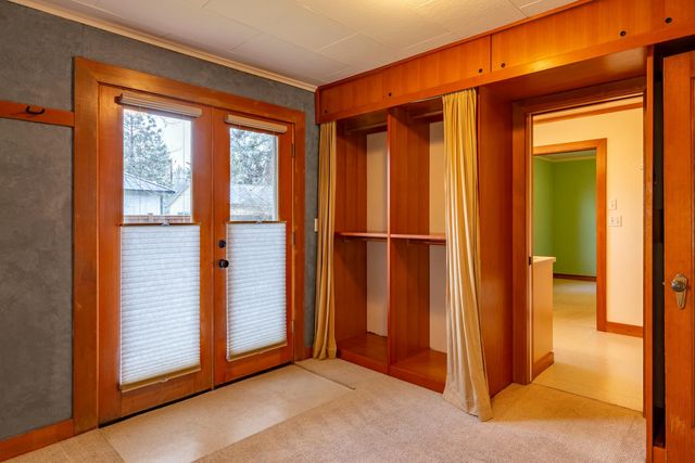 205 E Washington Avenue, Sisters, OR 97759