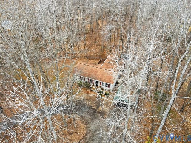 1637 Gardners Rd, Mineral, VA 23117