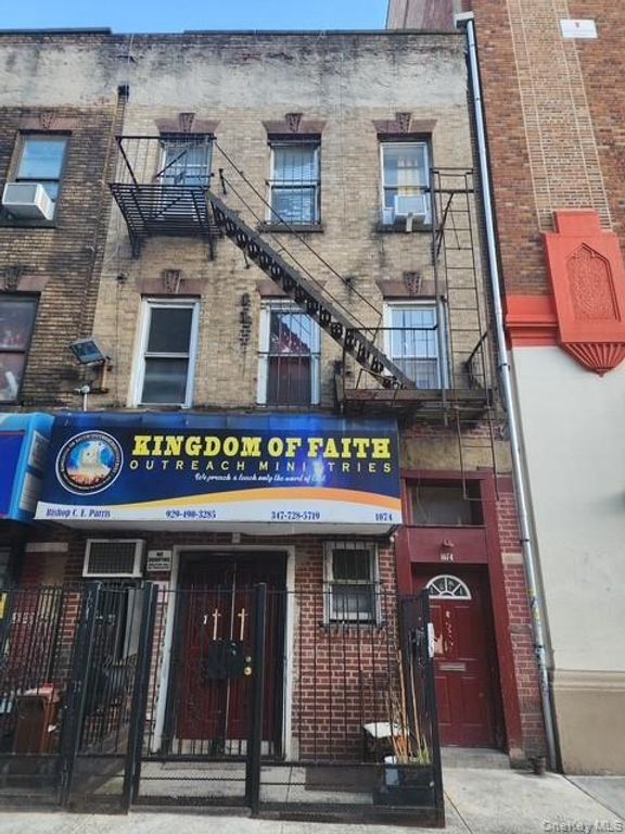 1074 Saint Johns Place, Brooklyn, NY 11213 — photo 2