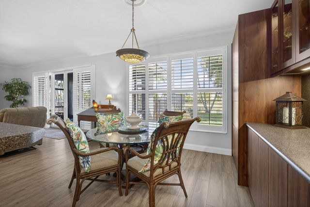 109 Isola Circle, Royal Palm Beach, FL 33411