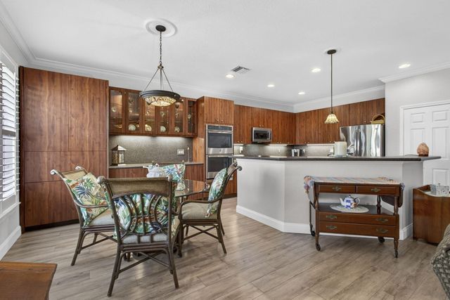 109 Isola Circle, Royal Palm Beach, FL 33411