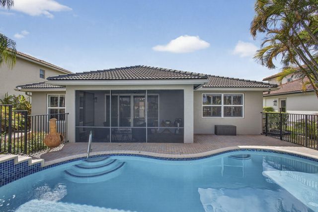 109 Isola Circle, Royal Palm Beach, FL 33411